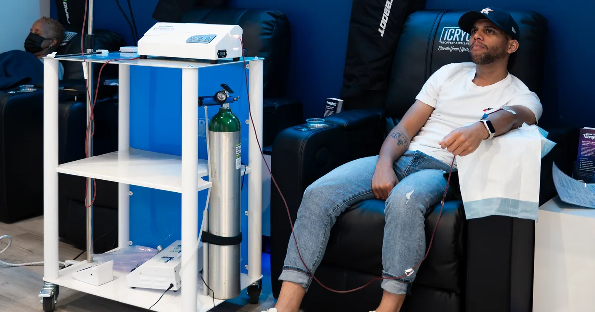 Ozone UV IV therapy session at iCRYO New Braunfels, TX