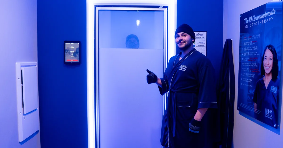 Whole-body cryotherapy compared with an ice bath cold plunge at iCRYO New Braunfels