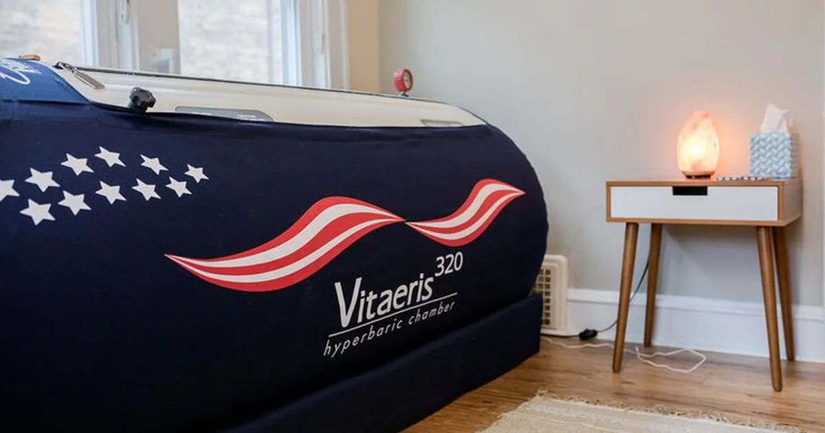 Hyperbaric oxygen chamber for recovery at iCRYO New Braunfels, TX